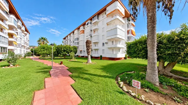 Exclusivo piso todo exterior en Laguna Beach, Torrox — 47