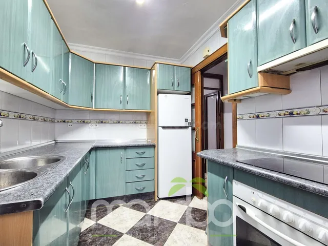 PISO EN VENTA EN VÉLEZ-MÁLAGA - foto 3