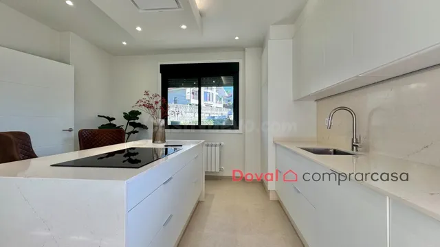 Espectacular casa de piedra con encanto, amplitud y un mundo - foto 4