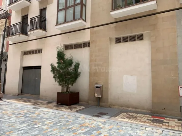 Local comercial 945m² en alquiler - Centro - foto 2