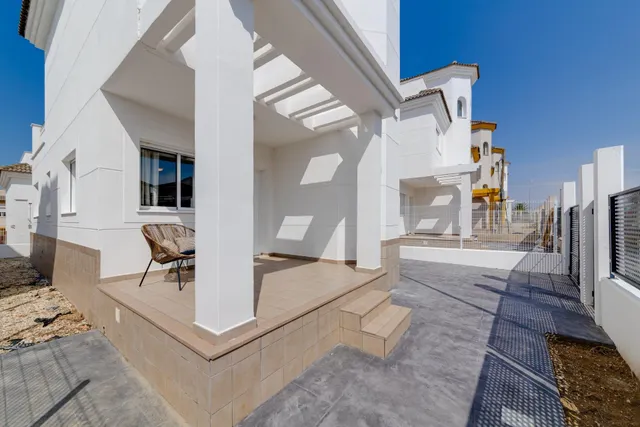 Villa Independiente en San Fulgencio, 3 dormitorios, 3 baños — 31