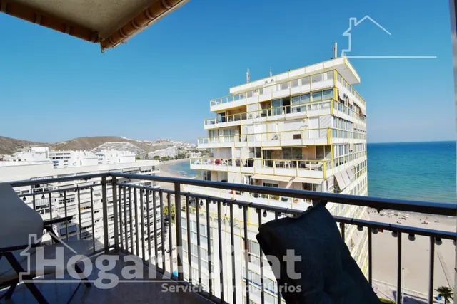 ¡VISTAS AL MAR! ACOGEDOR, LUMINOSO Y EXTERIOR CON TERRAZA - foto 3