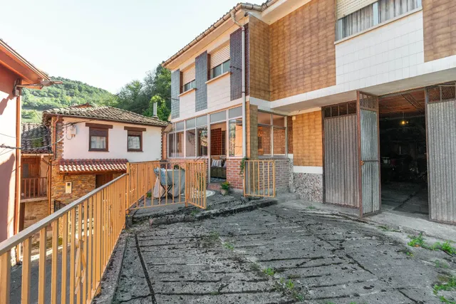 Estupenda propiedad, ¡lista para entrar a vivir entre montañas! Bello, concejo de Aller. — 33