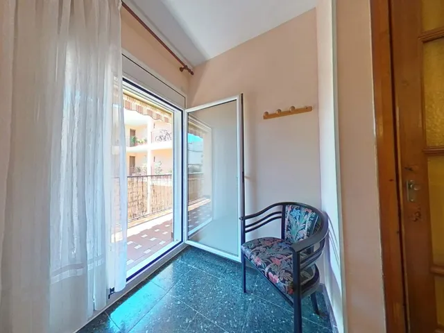 GRANDE PISO CALLE VALENCIA — 43