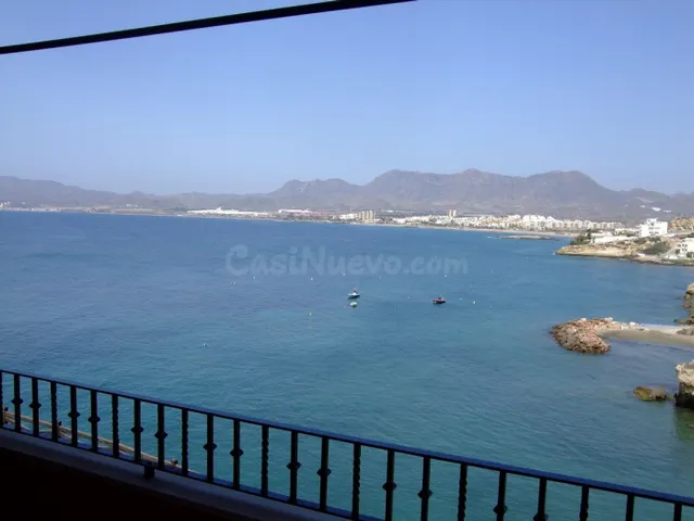 Duplex de 4 habitaciones, garaje y vistas al mar en San Juan