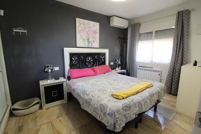 Villa 3 habitaciones 110m² en venta - Paraje natural — 17