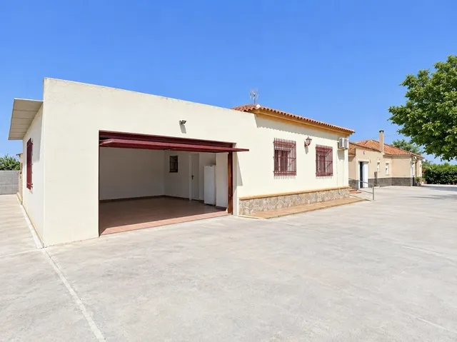 DOS CHALETS CON PISCINA, LA MATANZA, ORIHUELA — 34