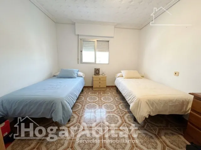 Amplia casa con terraza y garaje cerca de la playa de Sagunto — 21
