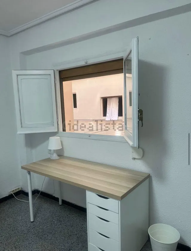 Piso 6 habitaciones 131m² en alquiler - Mestalla - foto 5