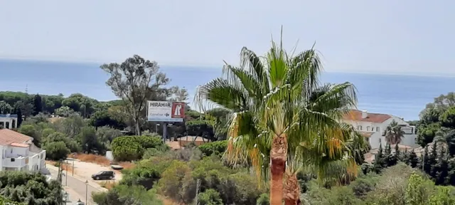 Marbella (Málaga). Dúplex con 80 m2 AMUEBLADO con 2 dormitor - foto 4