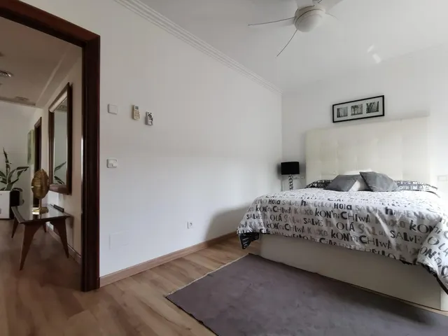 CHALET CON LICENCIA DE ALQUILER VACACIONAL — 29