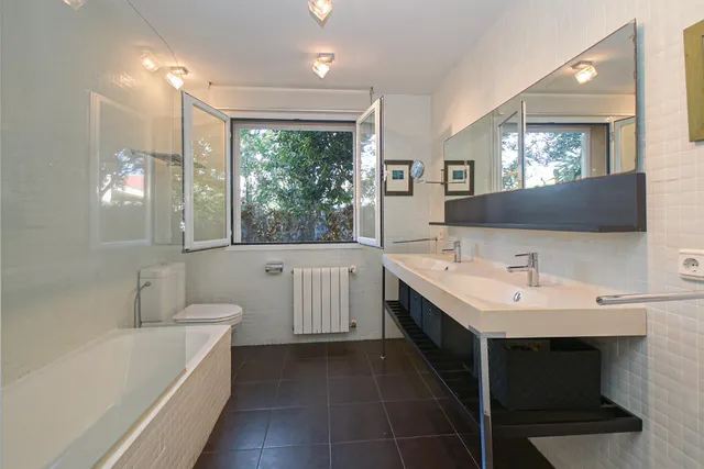 Exclusivo unifamiliar con jardín y piscina en Sant Marçal — 8