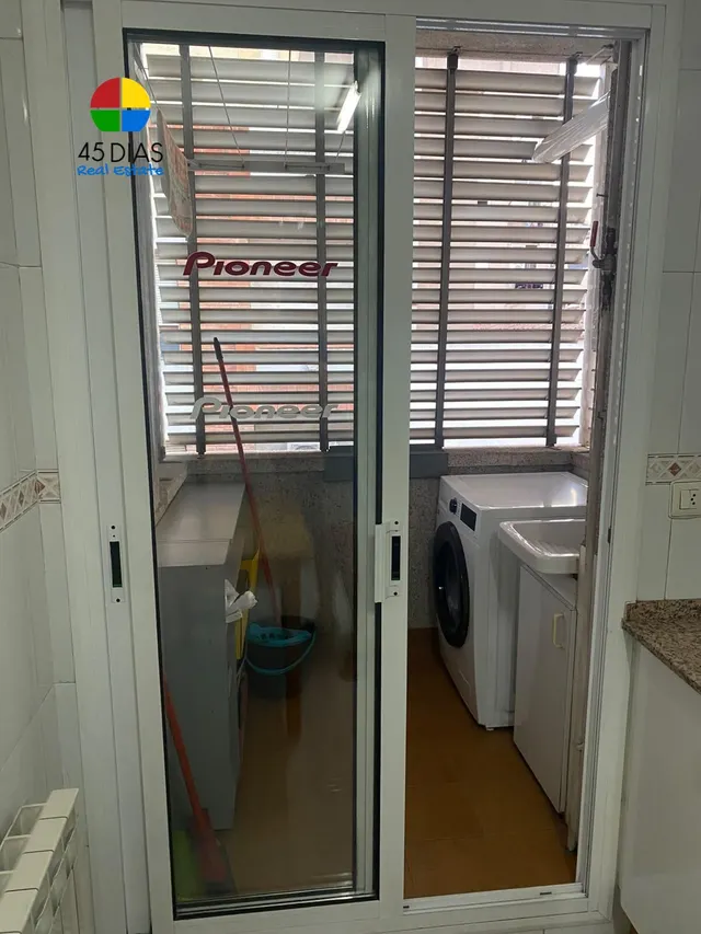 Piso seminuevo en Ripollet cerca a la estación, con parking, terraza y trastero incluido — 6