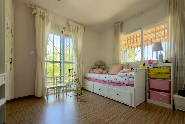 CHALET INDEPENDIENTE CON 3.500 M2 DE PARCELA, PISCINA, VIVIENDA DE INVITADOS Y PISTA DEPORTIVA EN LOS TABLAZOS — 33