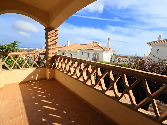 Chalet 4 habitaciones 379m² en venta - Riviera del sol — 3