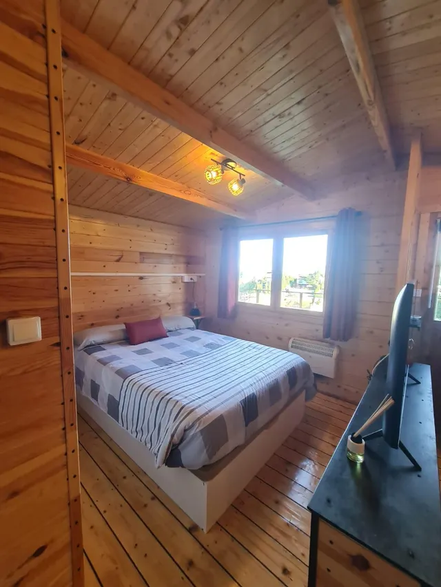 Parcela con una casita de madera en Cumbres Verdes. — 17