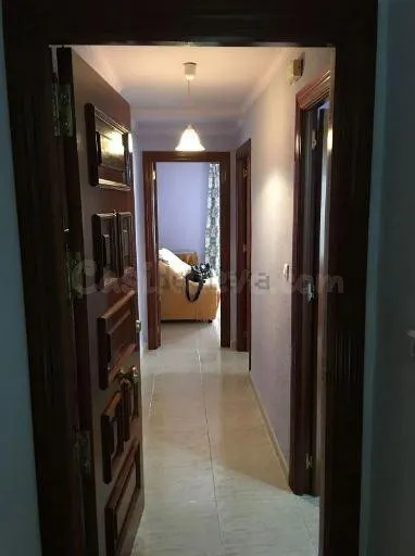 *SE ALQUILA PISO EN CALLE SANTA CLOTILDE IDEAL PARA ESTUDIAN - foto 3