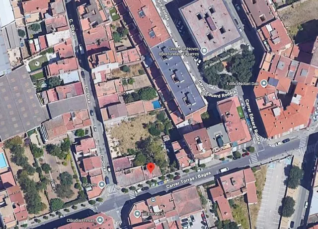 Solar urbano edificable en Figueres — 8
