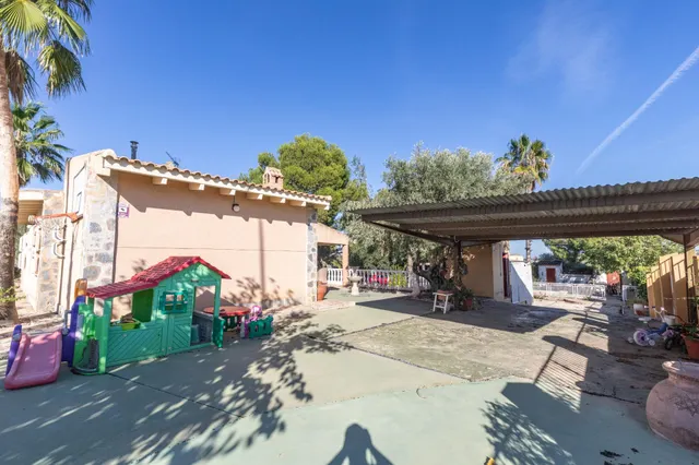 Chalet con parcela de 3.000m2, en paraje La Matanza — 43