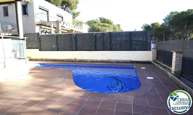 Preciosa casa unifamiliar en La Garriga - 4 dormitorios, 3 b - foto 3