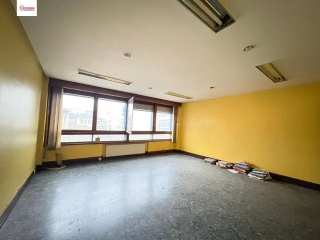 Oficina en alquiler - foto 4