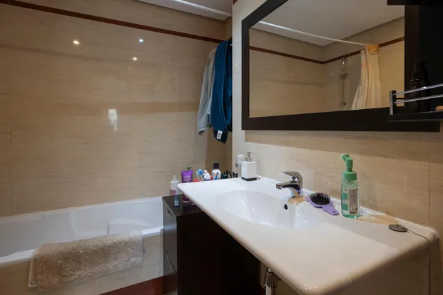 Se vende piso en laguna — 26