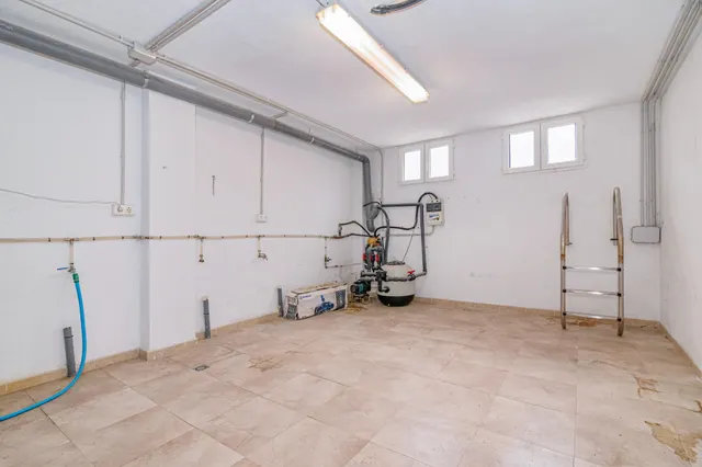 Chalet en venta en la mejor zona de ATARFE — 47