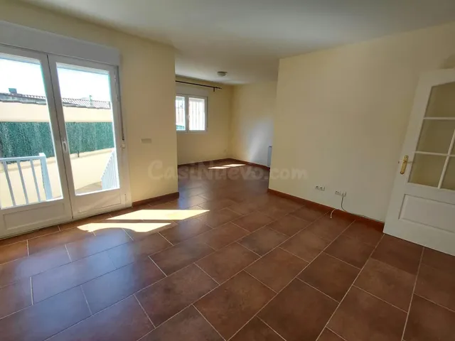 Chalet Adosado en alquiler — 2