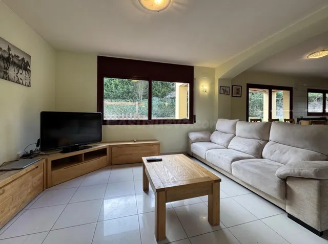 Magnífica villa con piscina privada, jardín y licencia turís - foto 5