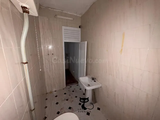 Local comercial de 137 m2 frente a parque | Benetússer — 18