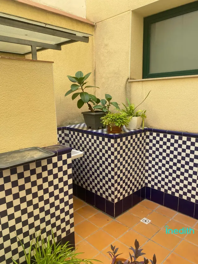 Bonito piso con patio en bonita calle centro Sitges — 40