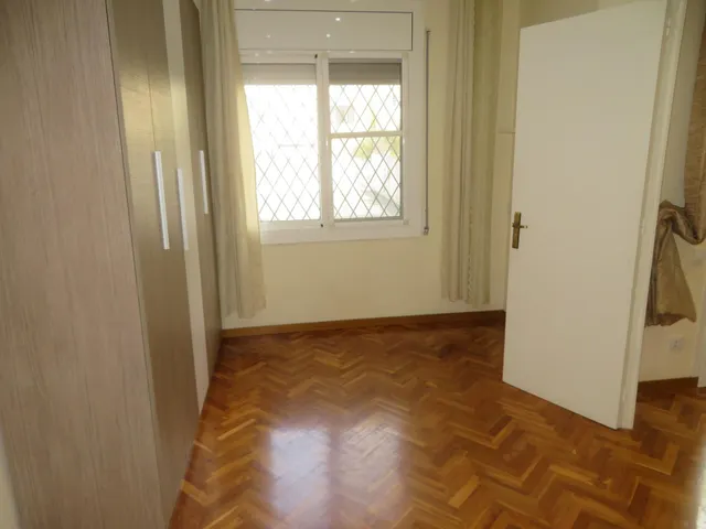 Bonito piso de 3 habitaciones en la calle sepulveda — 10