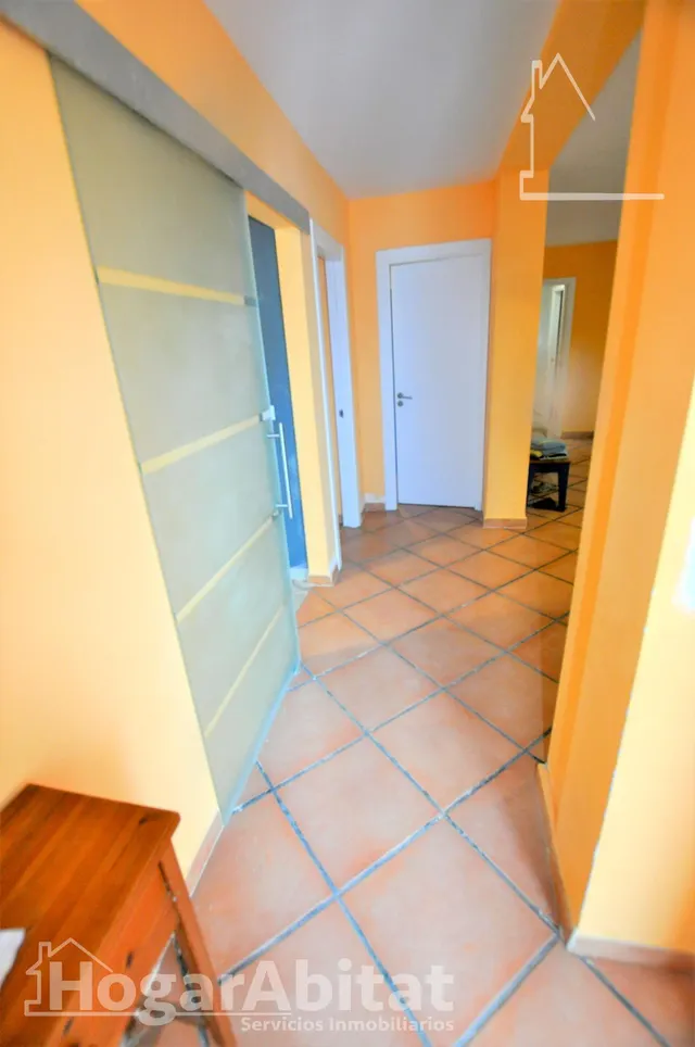 ¡Magnífico chalet! Amplio y lleno de luz, con piscina, terraza, garaje y parcela — 37