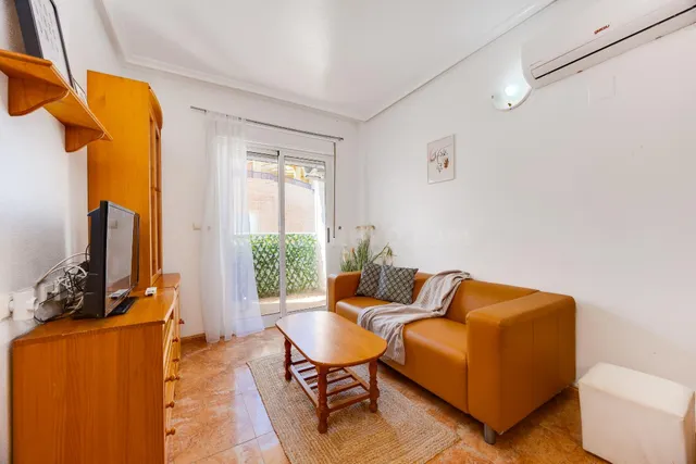 APARTAMENTO DE DOS DORMITORIOS CON VISTAS A LA LAGUNA ROSA Y CON PISCINA COMUNITARIA — 5