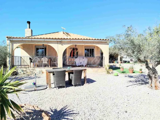 Casa de campo-Masía en Venta en Caudete Albacete