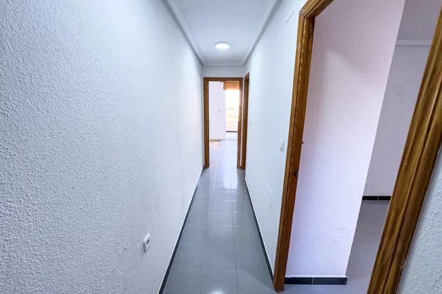 Ático para Reformar en calle la Loma — 11