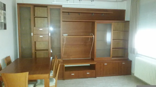 Vivienda de 120 metros más bar de 80 metros.
San Pedro. — 18