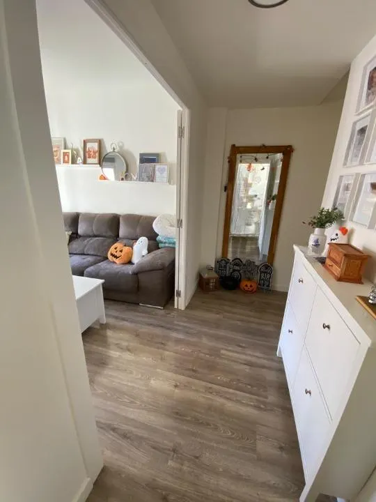 Ático de 3 Dormitorios y 2 Baños con Terraza privada en zona Sector V, Elche. — 8