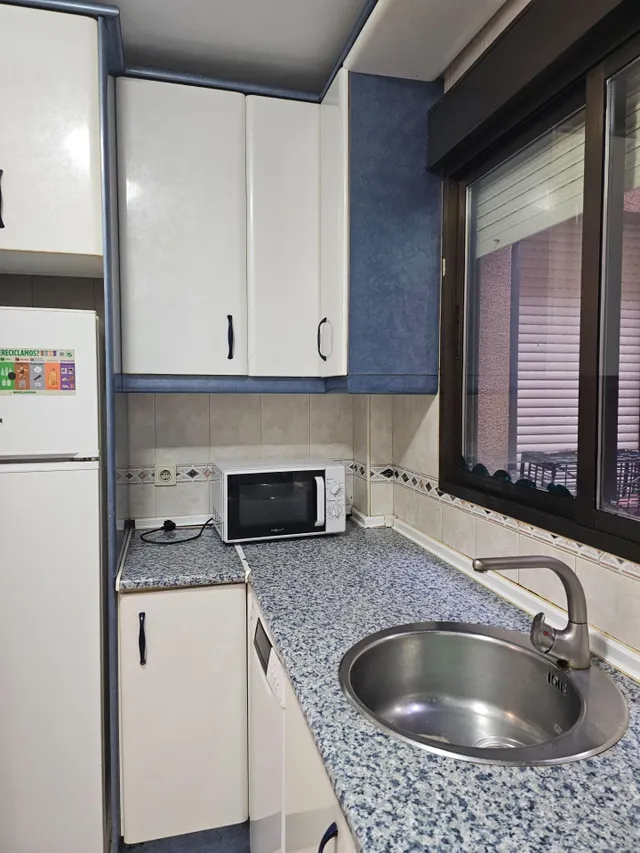 Vivienda de dos dormitorios en alquiler en Torrecaballeros. — 22