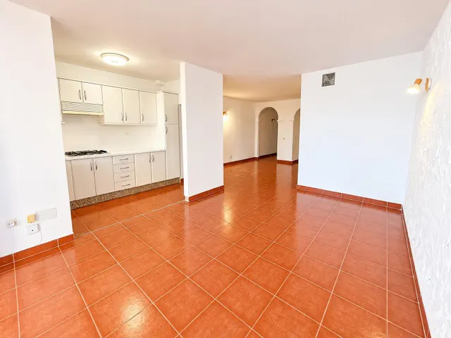 ## Espectacular apartamento en primera línea de mar con impresionantes vistas y acceso directo a la playa — 6