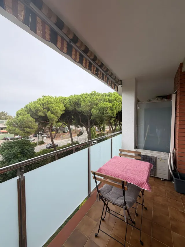 ¡Exclusivo piso de alquiler a pasos de la playa en Gavà Mar! — 14