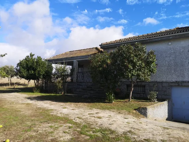 Urbis te ofrece un magnífico chalet independiente en venta e - foto 3