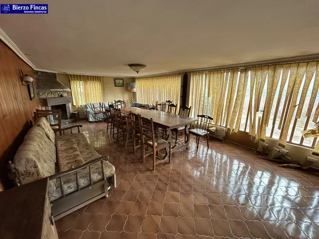 Se vende casa en Carracedelo — 15