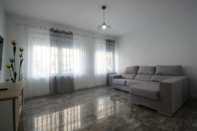 Acogedor Piso en Alquiler en El Campet, Petrer - — 5