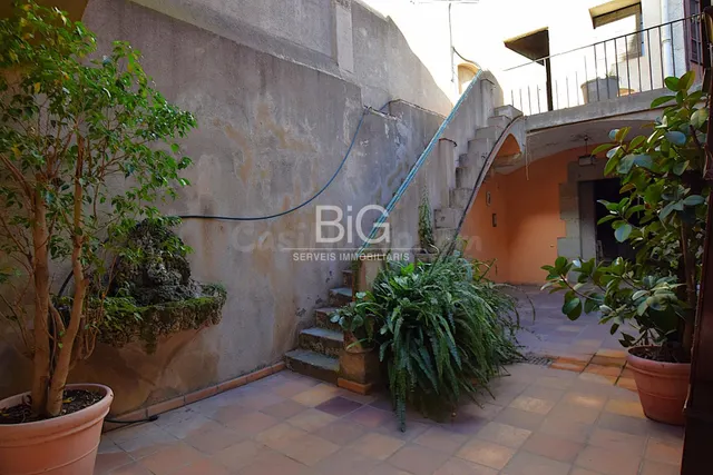 Casa en Mataró Centro con Espacio y muchas posibilidades - foto 3