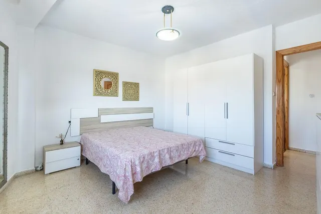 Magnífico piso ideal para invertir o para vivir sin vecinos y con vistas despejadas. — 13