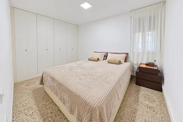 Piso de 3 habitaciones con gran terraza y garaje en Patraix. — 6