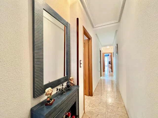 IMPECABLE VIVIENDA DE 2 habitaciones + PARKING EN PLENA AVENIDA DE LAS HABANERAS, A TAN SOLO 450m DE LA PLAYA — 7