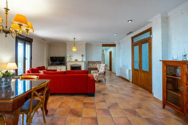 VILLA DE LUJO EN CATRAL . — 11