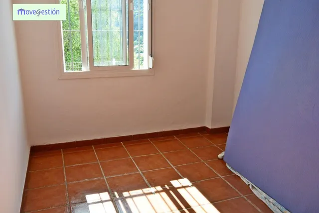 VENTA DE CASA CON TERRENO — 11
